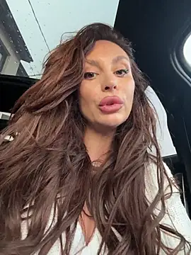 Webcam Model (LunaBex)  is live.Free join now!