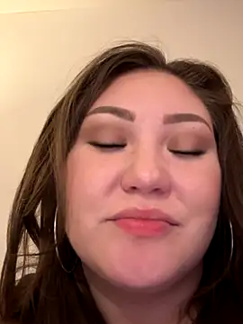 Webcam Model (RosieDixx)  is live.Free join now!