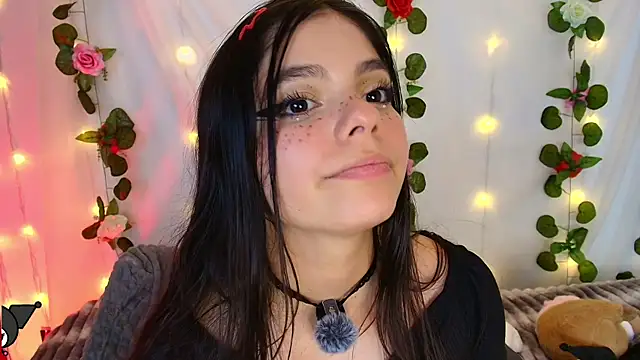 cutee_andrea (F teen) - Anal play