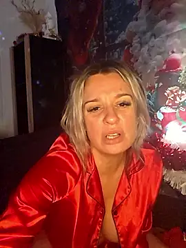 Webcam Model (SpicyVicky)  is live.Free join now!