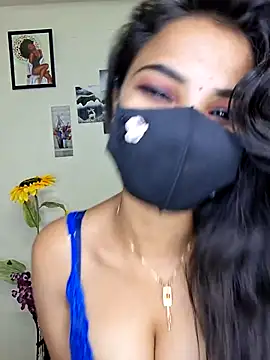 Webcam Model (Noor-Bold)  is live.Free join now!