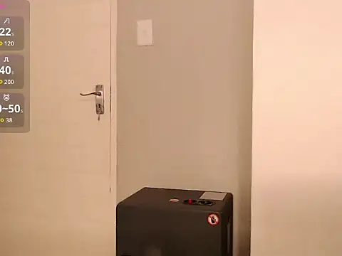 Webcam Model (bustylisa1983)  is live.Free join now!