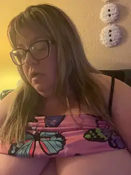 Webcam Model (sexymommy1988)  is live.Free join now!