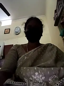 Webcam Model (Nrl69)  is live.Free join now!