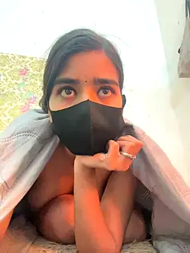 Webcam Model (Sexykhushi041)  is live.Free join now!