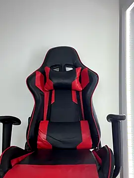 Webcam Model (_Bella_7)  is live.Free join now!