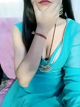 Webcam Model (Hot_rashika_)  is live.Free join now!