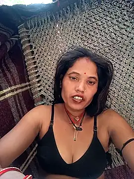 Webcam Model (Cuty_tanya)  is live.Free join now!