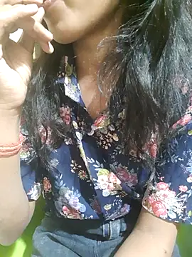 Webcam Model (Navya67)  is live.Free join now!