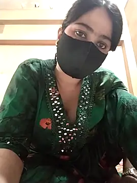 Webcam Model (Magical_Girl-)  is live.Free join now!