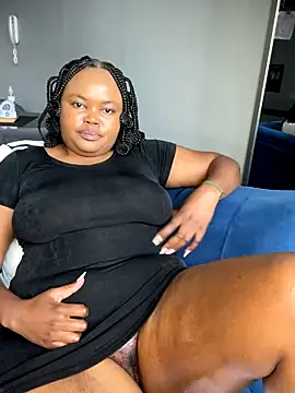 Webcam Model (Curveysinaa)  is live.Free join now!