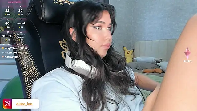 Diara_1an webcam stripchat model stream image