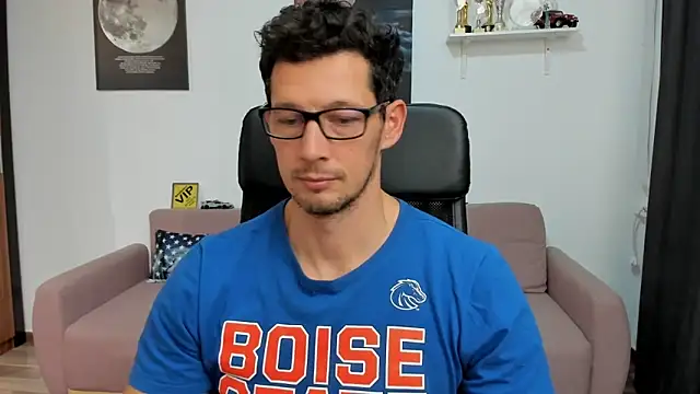 brutusk08 (Ask my age) - Jerk off and cum in open chat.