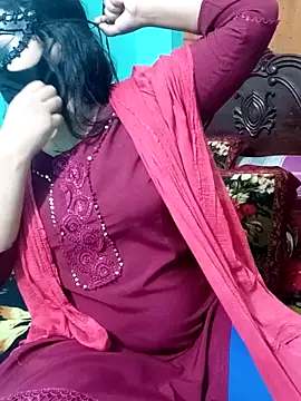 Webcam Model (Porimoni22)  is live.Free join now!