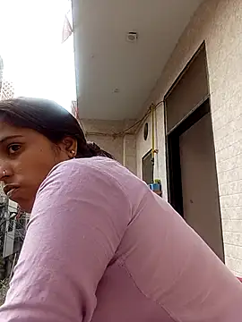 Webcam Model (Trisha_71)  is live.Free join now!