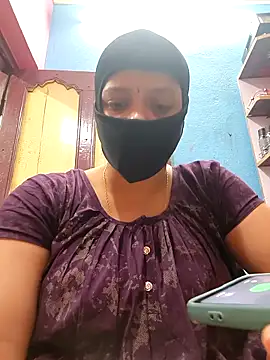 Webcam Model (roshniparveen5655)  is live.Free join now!