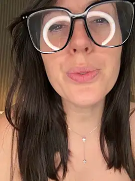 Webcam Model (MysteryGirl__)  is live.Free join now!