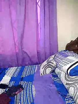 Webcam Model (_Miaaleon)  is live.Free join now!