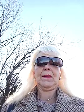 CassandraSandra44 live on StripChat 