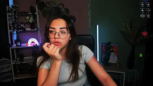 charlie_bonsie - Charlie_bonsie's free webcam - UK Sex Cams