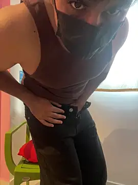 Parth_lovesu Live Webcam on Stripchat