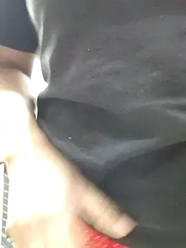 Webcam Model (illay_love)  is live.Free join now!