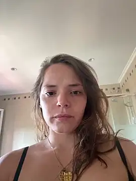 Webcam Model (Wildmaca)  is live.Free join now!