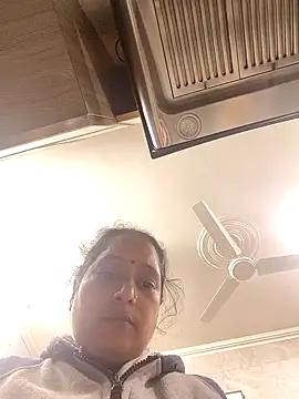 Webcam Model (Hot-Sana2)  is live.Free join now!