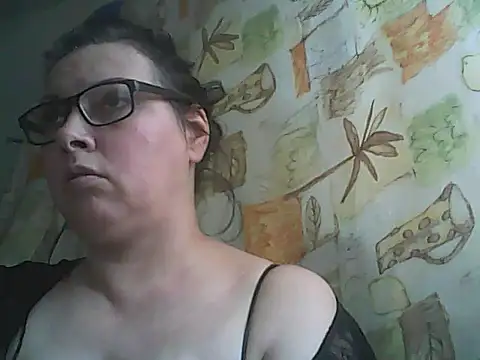 deluxpussy - Deluxpussy's free webcam