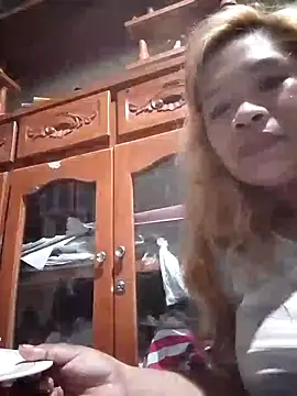 Webcam Model (wet_babexxx)  is live.Free join now!