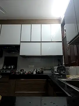 Webcam Model (Hot-Sana2)  is live.Free join now!