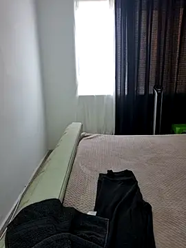 Webcam Model (karla-bruni)  is live.Free join now!