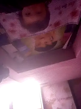 Webcam Model (TINASONI)  is live.Free join now!