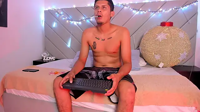 jov_and_thomas - Jov_and_thomas's free webcam - UK Sex Cams