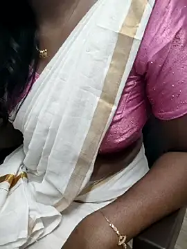 Webcam Model (Tamilmallu-duskygirl03)  is live.Free join now!