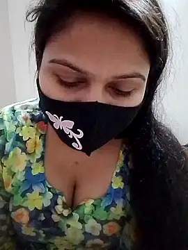 Webcam Model (Sexy_Renu07)  is live.Free join now!