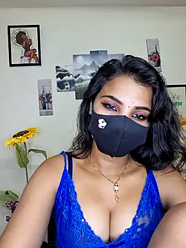 Webcam Model (Noor-Bold)  is live.Free join now!