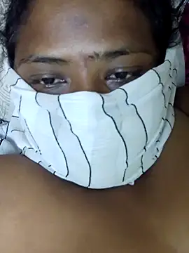 Webcam Model (Tamilreethu)  is live.Free join now!