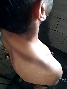 chocoman3 (M young) - Cum