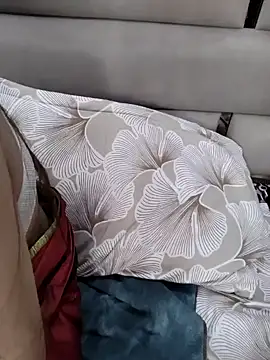 Webcam Model (Cute_Jasmin_)  is live.Free join now!