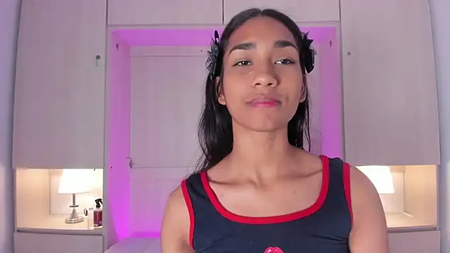 anahicollins - AnahiCollins's free webcam - UK Sex Cams