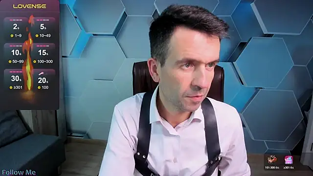 SteveTiger Live Webcam on Stripchat