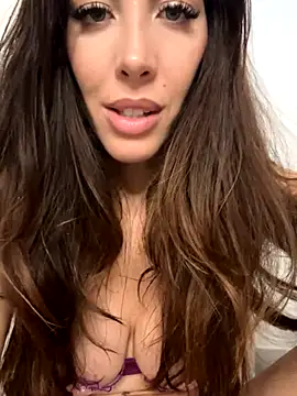 Eyline Live Webcam on Stripchat