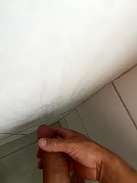 Safadin690 Live Webcam on Stripchat