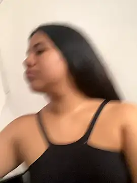 Webcam Model (AntonellaCute_ab)  is live.Free join now!