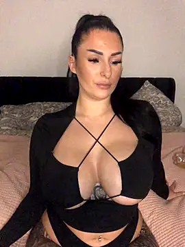 Mia-Bremer Live Webcam on Stripchat