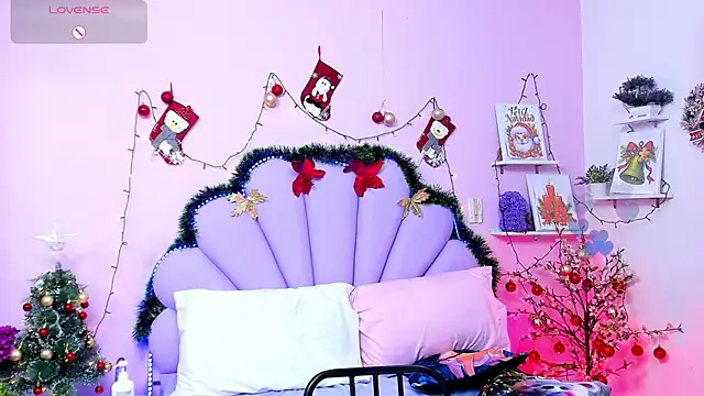 HannaPretthy Live Webcam on Stripchat