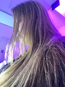 Webcam Model (kattee_adams)  is live.Free join now!