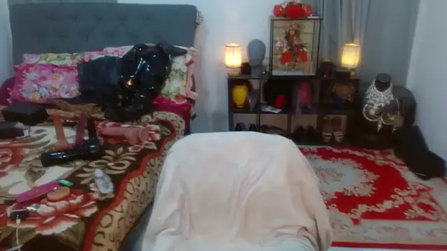 lustfullvelindaks - LustfullVelindaks's free webcam