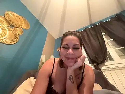 Webcam Model (minettedusud)  is live.Free join now!